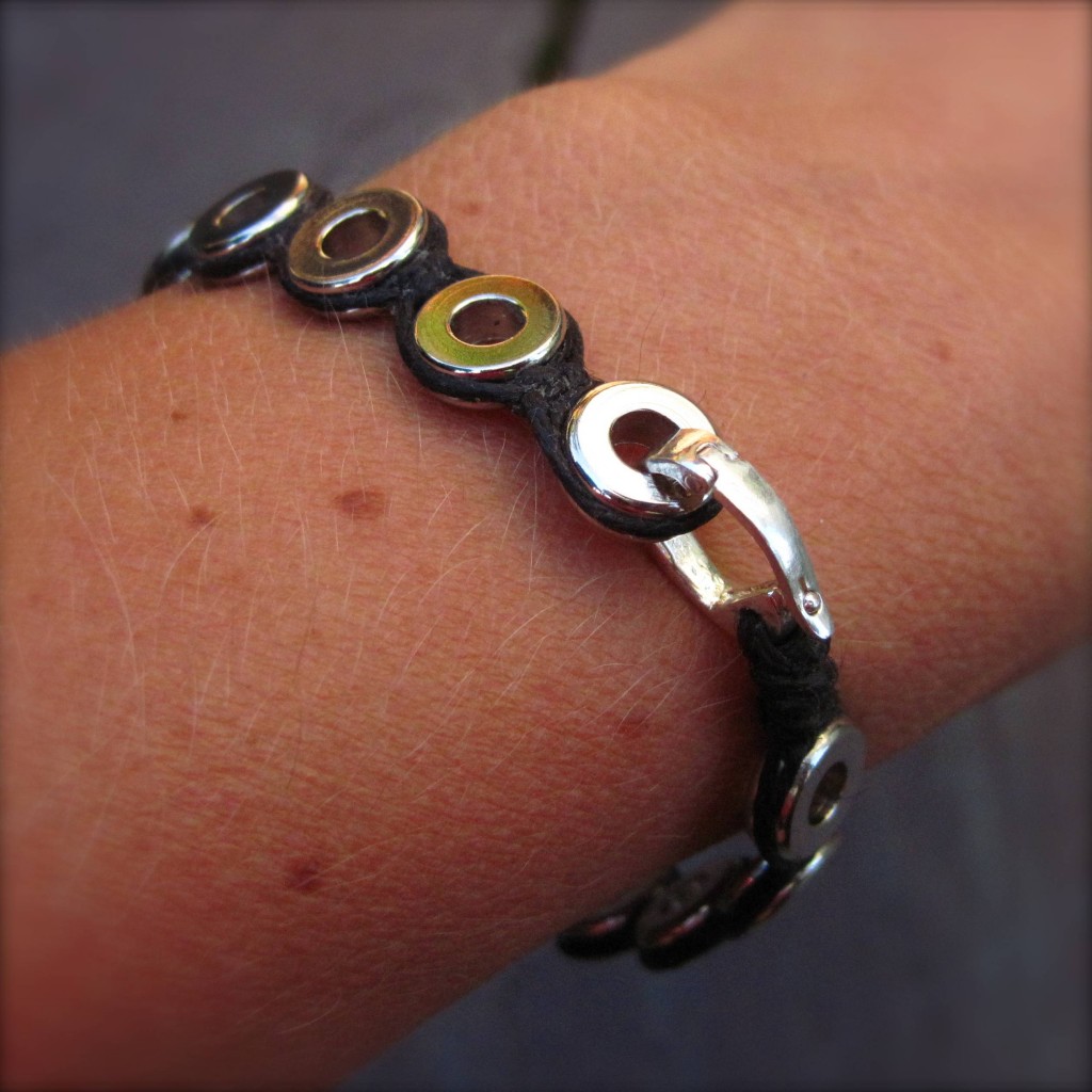 Stainless steal circle bracelet